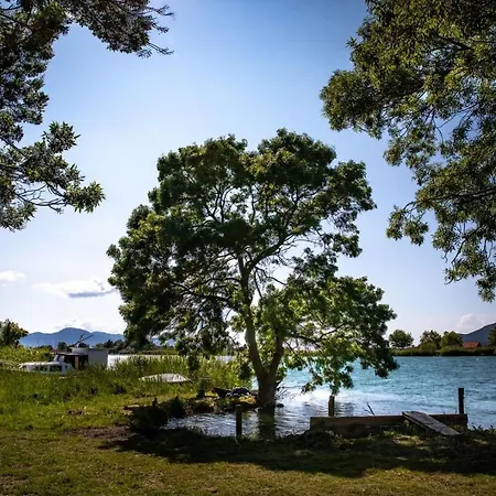 Neretva Dream * Komin